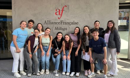 Un grupo de alumnos/as se presentan a los exámenes oficiales de nivel de la Alianza Francesa