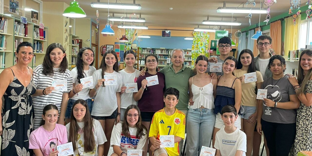 Entrega de galardones a los mejores lectores del curso 25/26